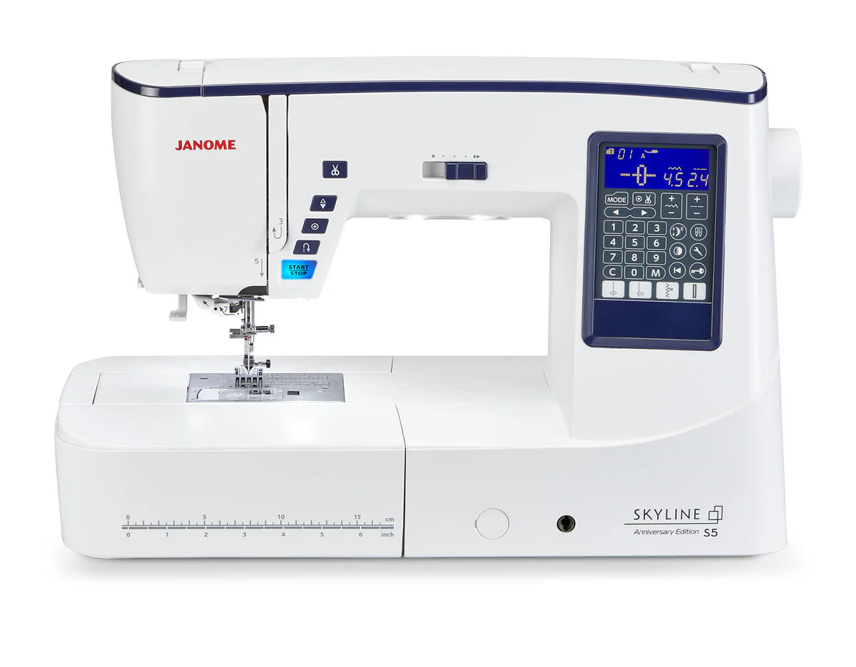 Machine à Coudre Électronique Janome Skyline S5 Edition Anniversaire