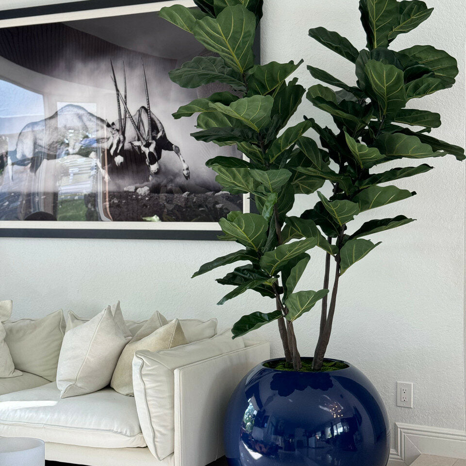 Lyre Luxuriant – Arbre Artisanal en Jardinière Globe Bleu